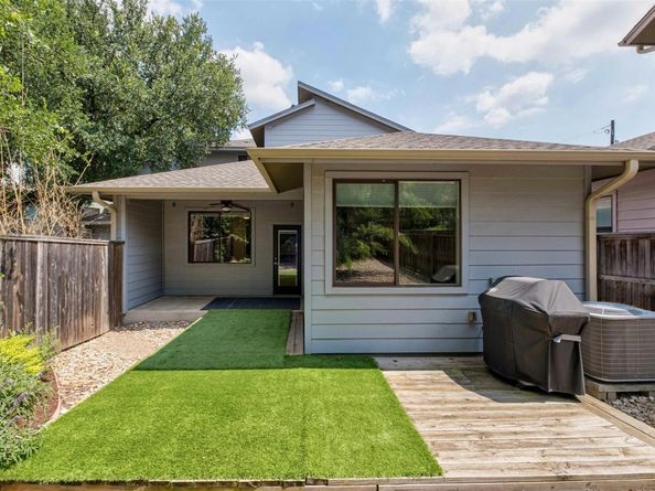 4008 Valley View RD B, Austin TX 78704