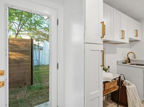 8106 Briarwood LN, Austin TX 78757