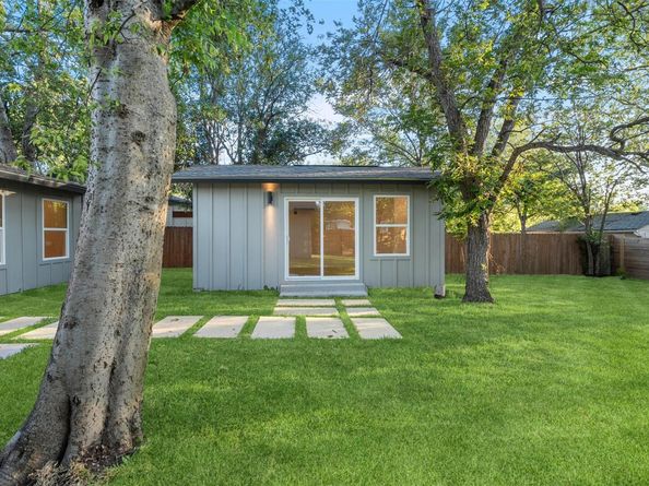 8106 Briarwood LN, Austin TX 78757