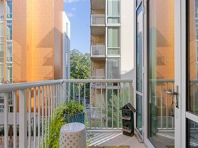 1600 Barton Springs RD 5301, Austin TX 78704