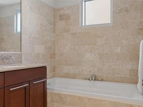 1600 Barton Springs RD 5301, Austin TX 78704