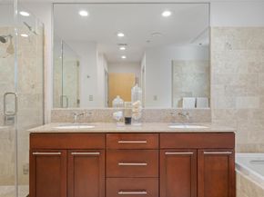 1600 Barton Springs RD 5301, Austin TX 78704
