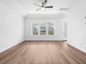 105 Cintilar ST, Liberty Hill TX 78642