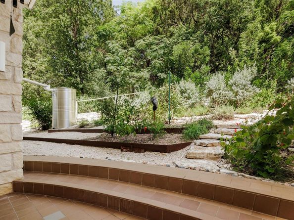 5003 Lucas LN, Austin TX 78731