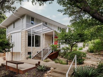5003 Lucas LN