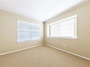 16100 S Great Oaks Dr 1001, Round Rock TX 78681