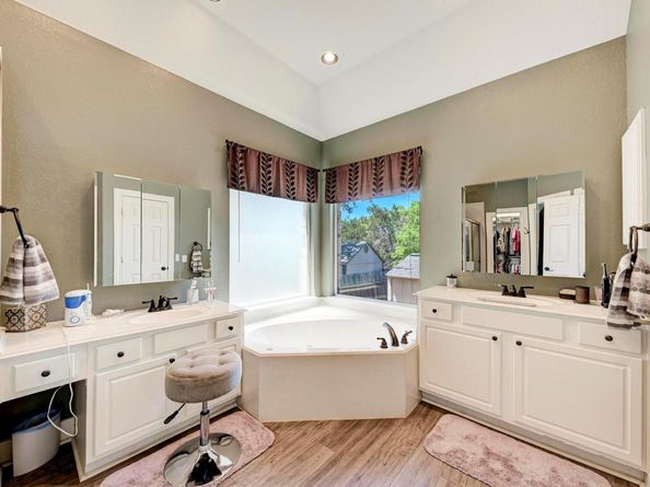 8236 Phantom Canyon DR, Austin TX 78726