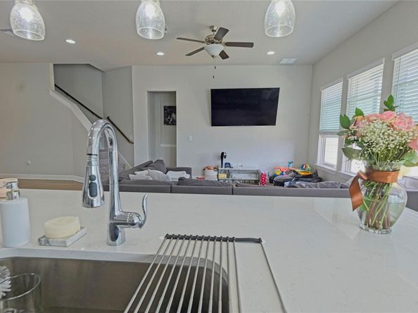 16817 Adoro Dr, Manor TX 78653