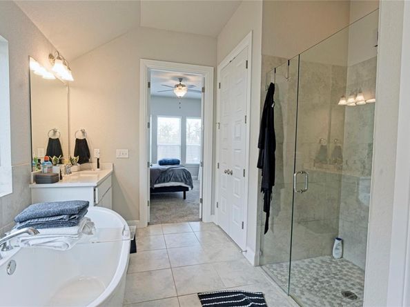 16817 Adoro Dr, Manor TX 78653