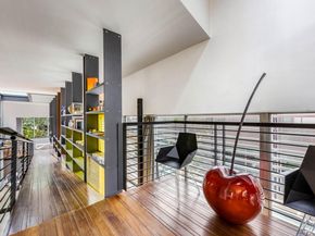 704 W Live Oak ST, Austin TX 78704