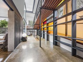 704 W Live Oak ST, Austin TX 78704