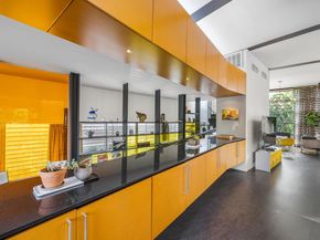 704 W Live Oak ST, Austin TX 78704