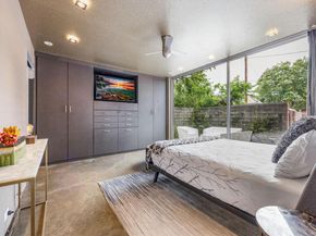 704 W Live Oak ST, Austin TX 78704