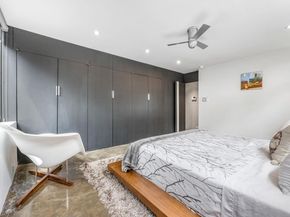 704 W Live Oak ST, Austin TX 78704