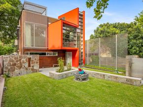 704 W Live Oak ST, Austin TX 78704