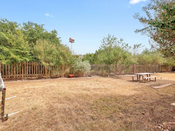 3503 Rock Shelf LN, Round Rock TX 78681