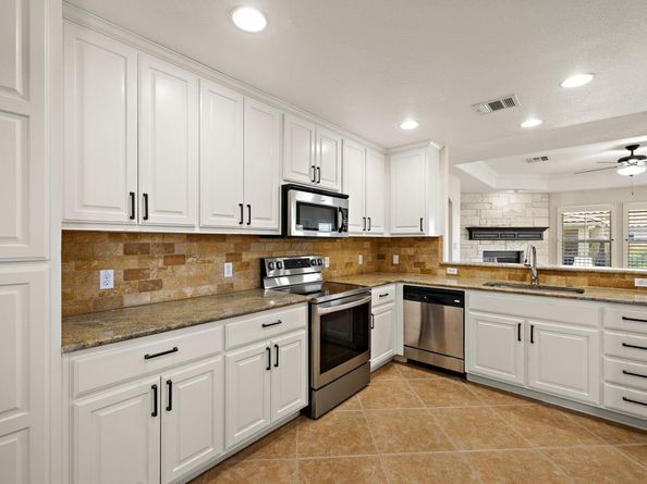 3608 Rockefeller CV, Lago Vista TX 78645