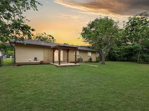 8204 Kellog CT, Austin TX 78745