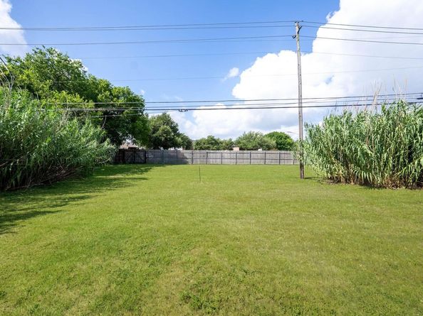 1717 NW Fleischer DR NW, Pflugerville TX 78728