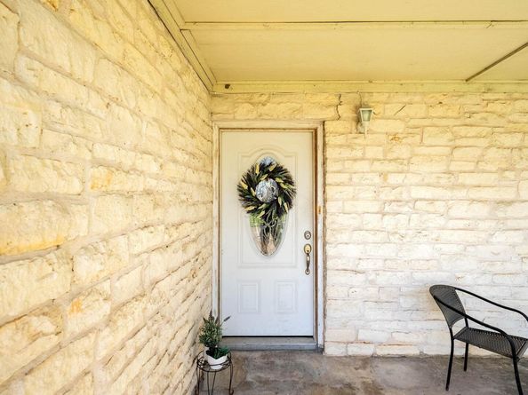 1717 NW Fleischer DR NW, Pflugerville TX 78728