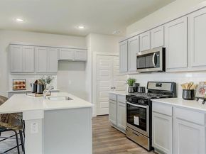 8014 Shining Flor RUN, Lago Vista TX 78645