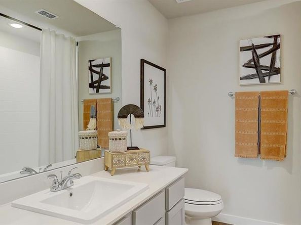 8014 Shining Flor RUN, Lago Vista TX 78645