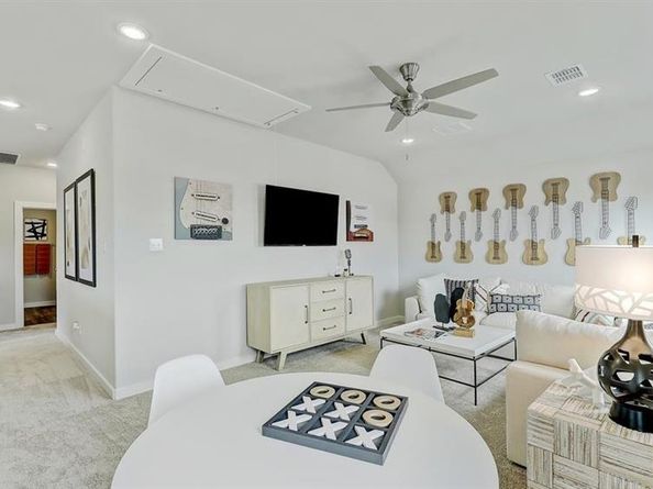 8014 Shining Flor RUN, Lago Vista TX 78645