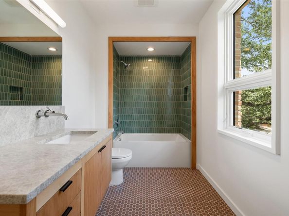 1319 Bonham TER, Austin TX 78704