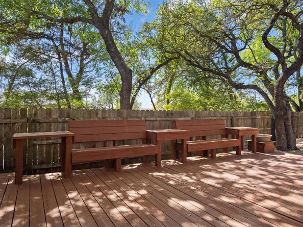 9800 Knotty Pine CV, Austin TX 78750