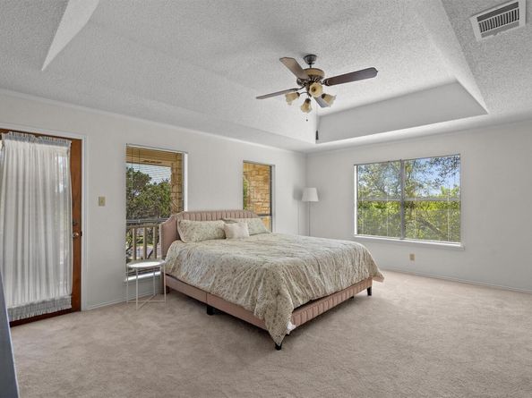 9800 Knotty Pine CV, Austin TX 78750