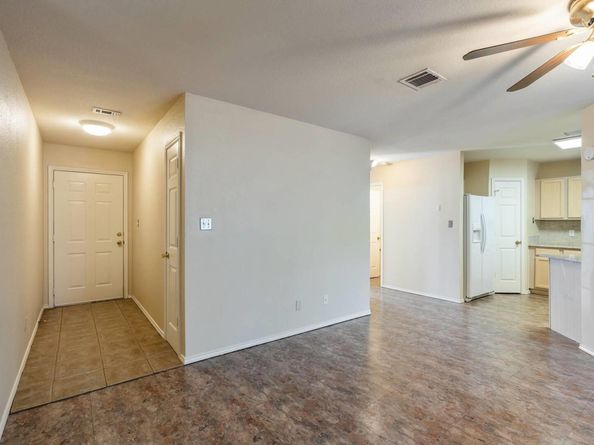 7704 Plateau CV, Lago Vista TX 78645