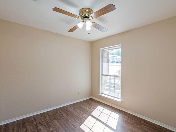 7704 Plateau CV, Lago Vista TX 78645