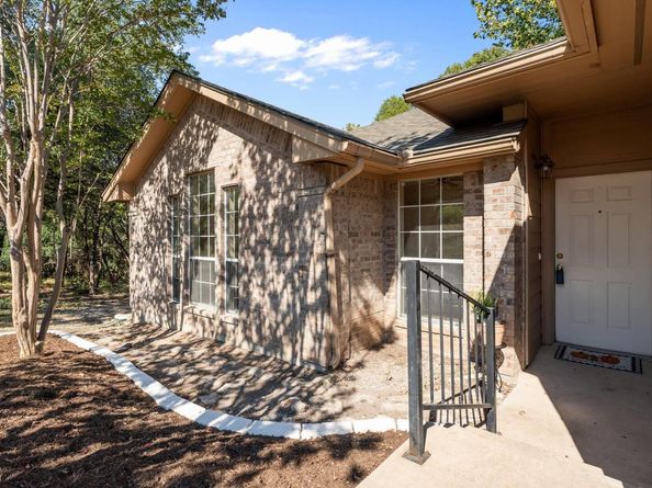 7704 Plateau CV, Lago Vista TX 78645