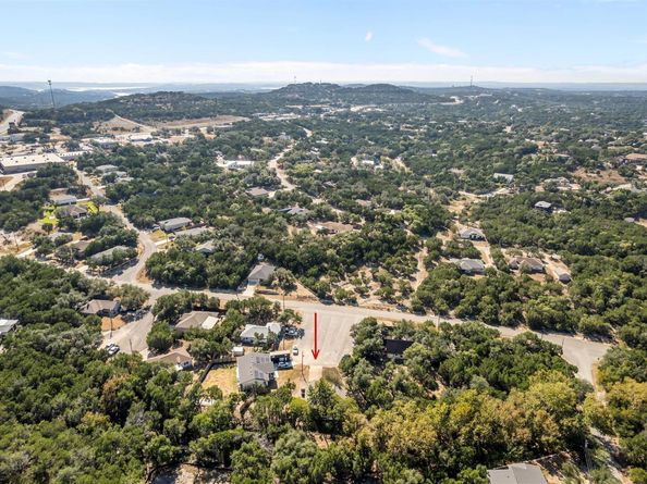 7704 Plateau CV, Lago Vista TX 78645