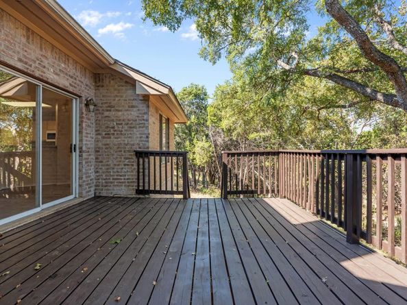 7704 Plateau CV, Lago Vista TX 78645