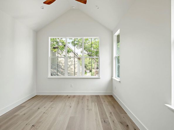 1406 Cometa ST 2, Austin TX 78721
