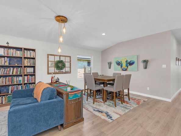 2074 Buckley LN, Round Rock TX 78664
