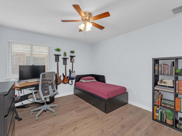 2074 Buckley LN, Round Rock TX 78664