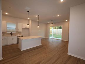 900 Beaverton DR, Leander TX 78641