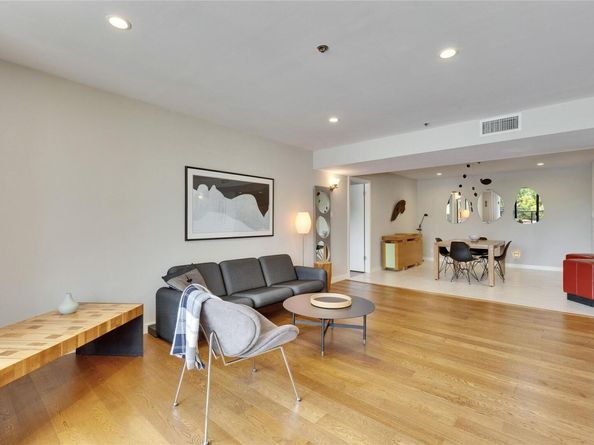 40 N Interstate 35 Highway 5B2, Austin TX 78701