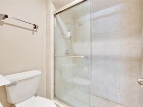 40 N Interstate 35 Highway 5B2, Austin TX 78701