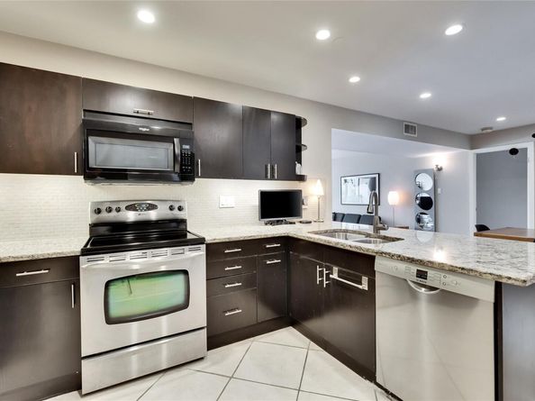 40 N Interstate 35 Highway 5B2, Austin TX 78701