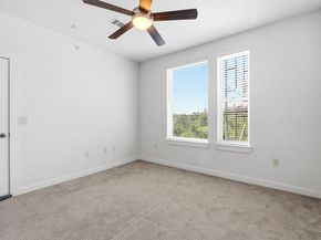 1900 Barton Springs RD 4016, Austin TX 78704