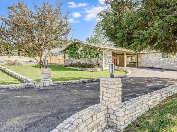 2802 Douglas CV, Lago Vista TX 78645