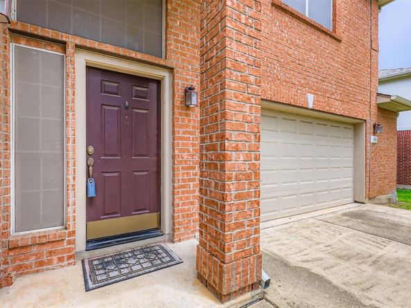6050 Almelo DR, Round Rock TX 78681