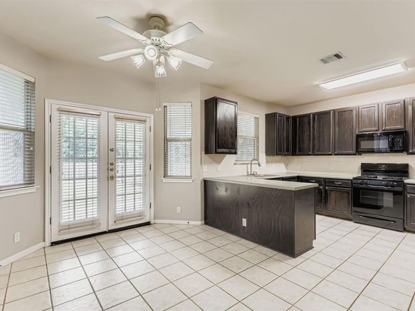 6050 Almelo DR, Round Rock TX 78681