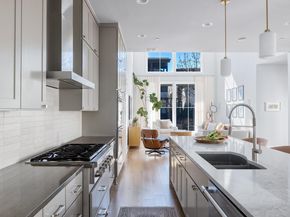 4204 Wayfarer WAY, Austin TX 78731