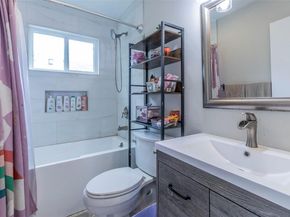 900 Lawnmont DR, Round Rock TX 78664