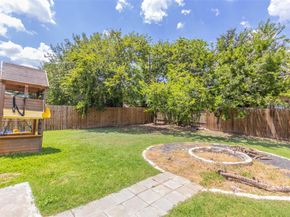 900 Lawnmont DR, Round Rock TX 78664