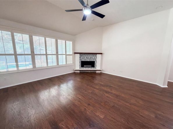 117 Brentwood DR, Georgetown TX 78628